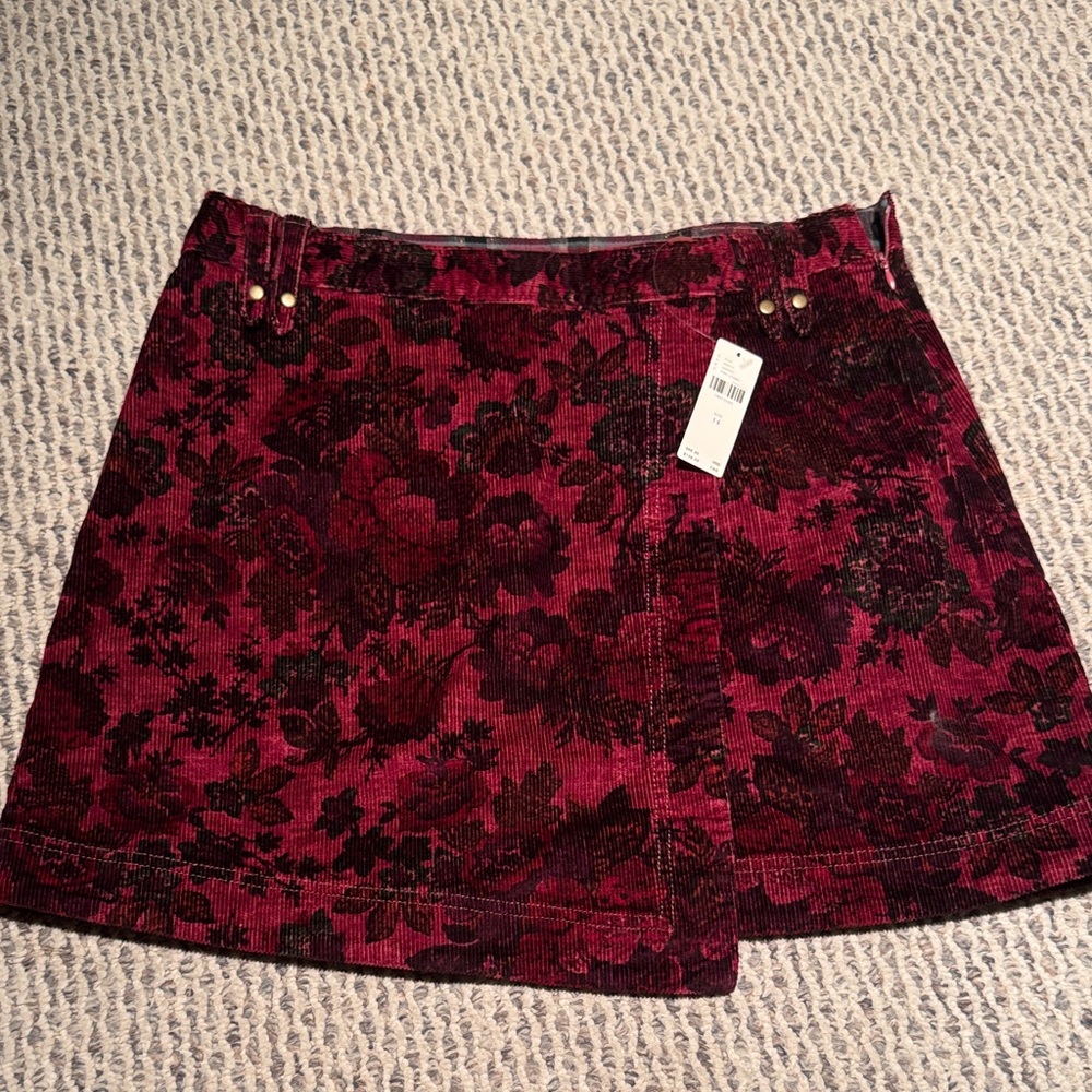 Pilcro Floral Mini Skirt in Red and Black